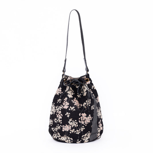 Bolso saco Black Sakura