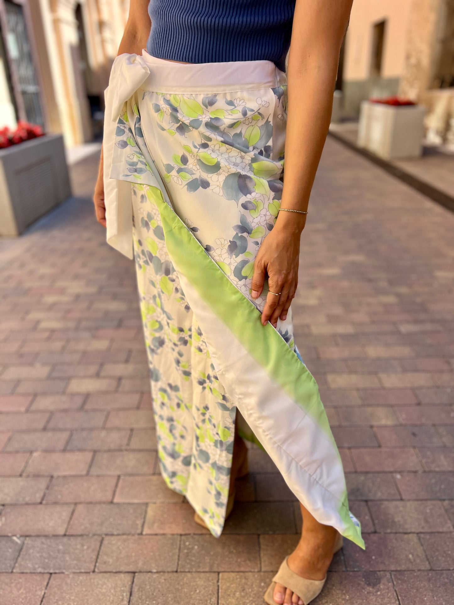 Midoriha – Falda de seda hecha de kimono tradicional floral