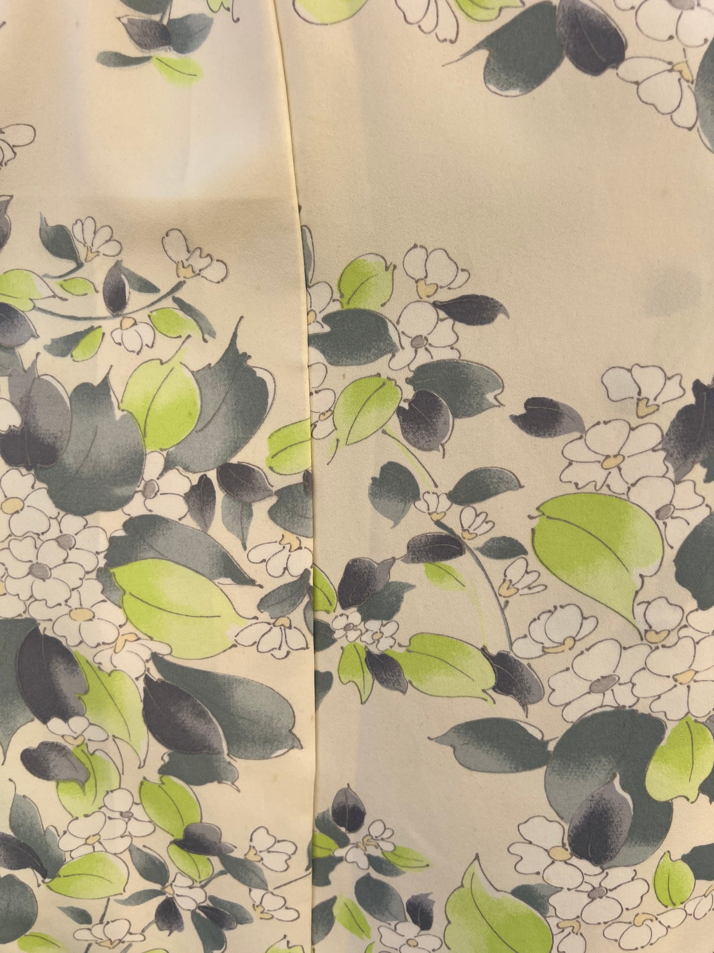 Midoriha – Falda de seda hecha de kimono tradicional floral