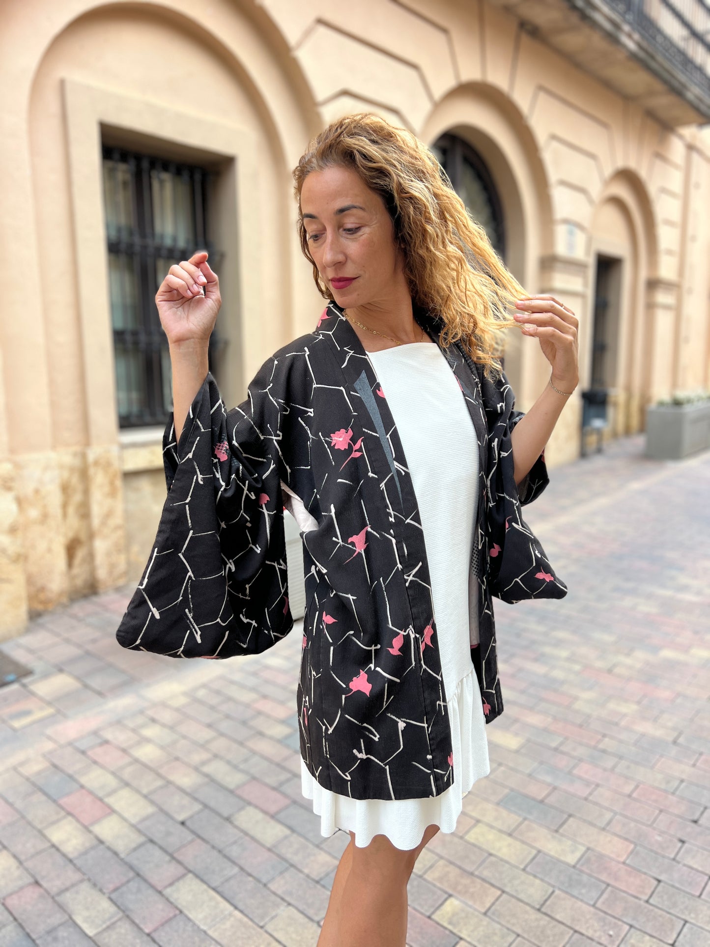 Kimono Jacket Black Roses