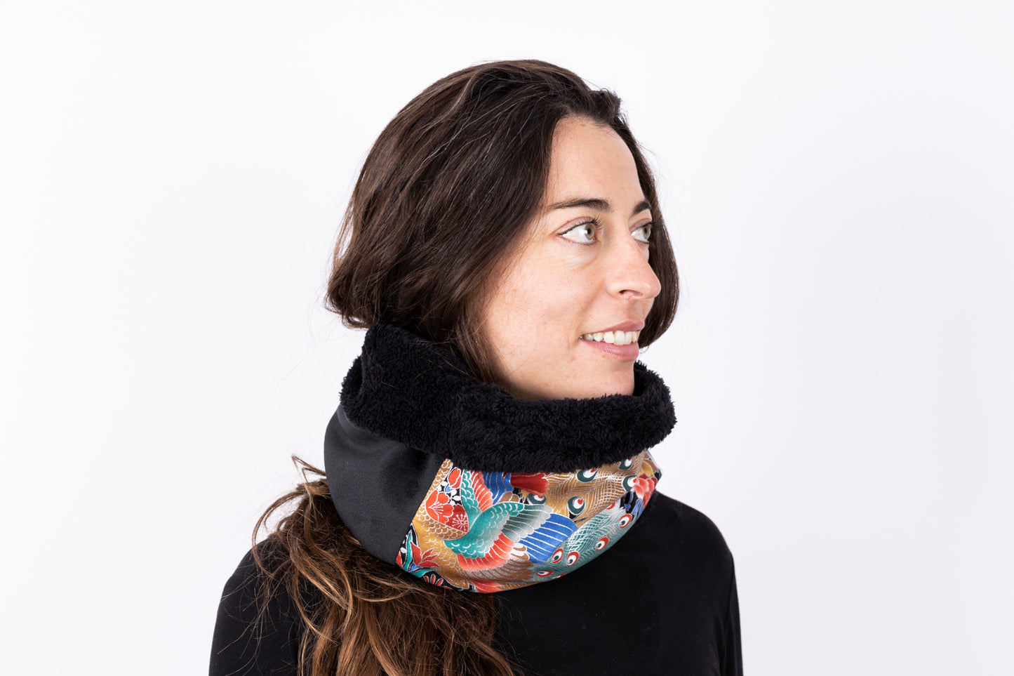 Peacock Winter Black Fur