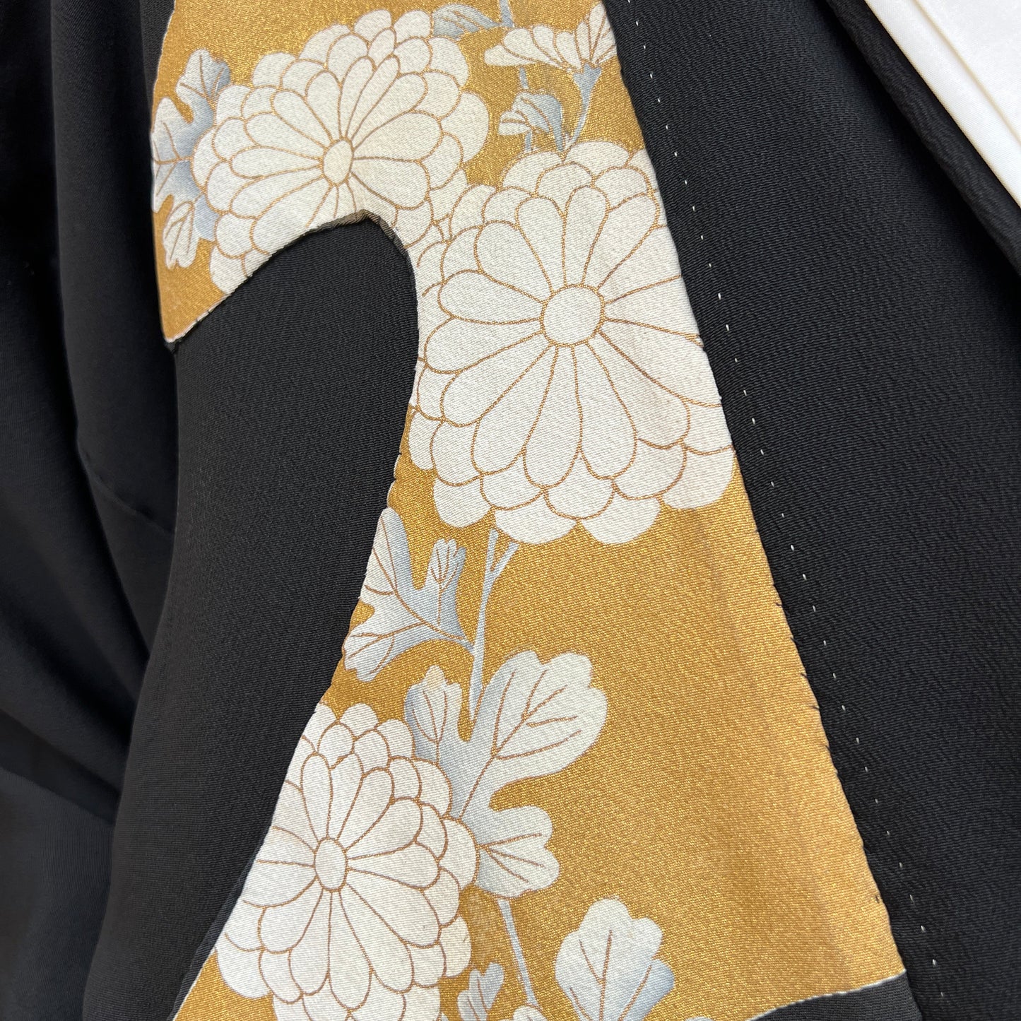 Kimono short Jacket Golden flowers