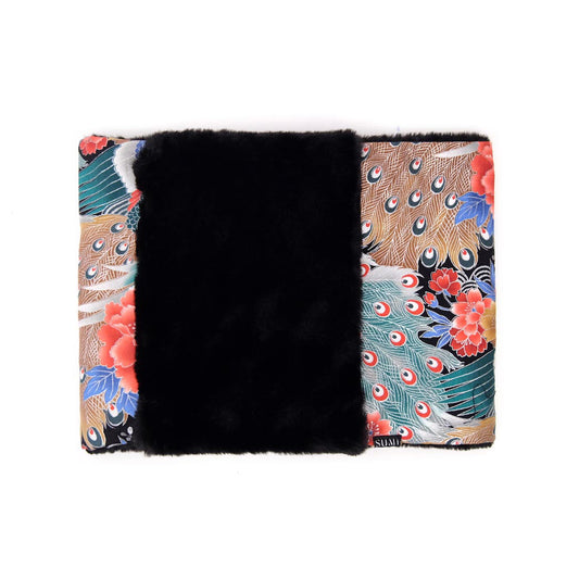Peacock Winter Black Fur
