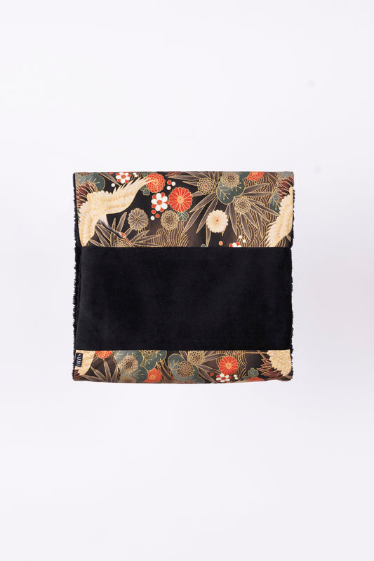 Green Garden Winter Black Fur